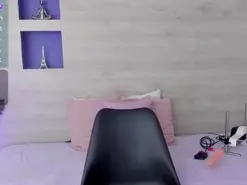 Amateur Nude Webcam of Hillary_hott