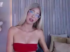 Amateur Sex Chat of Hillary_hott