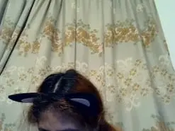 Amateur Sex Chat of Lolita_420