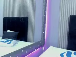 Amateur Live Sex of AlondraFollona