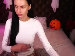 Amateur Free Porn Cam of SnowWhitee