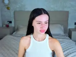 Amateur Live Sex Cam of SnowWhitee