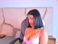 Amateur Live Porn of SalmaPortman