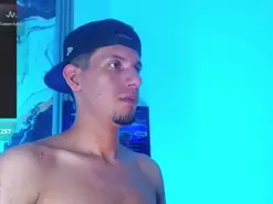 Amateur Adult Webcam of Sebastian_Smitt