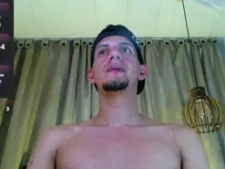 Amateur Adult Webcams of Sebastian_Smitt