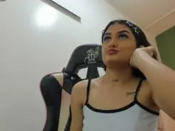 Amateur Nude Webcam of Alejandra_18x