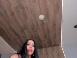 Amateur Adult Webcams of LeahLombardi