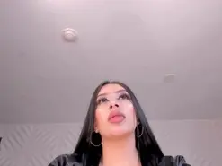 Amateur Free Porn Cam of LeahLombardi