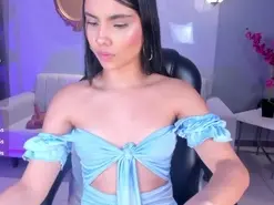Amateur Live Porn of MiaLaurence