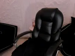 Amateur Free Porn Cam of MiaLaurence