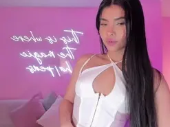 Amateur Sex Cam of MiaLaurence