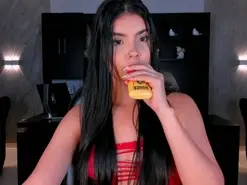 Amateur Sex Chat of MiaLaurence