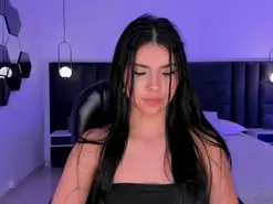 Amateur Sex Cam of MiaLaurence