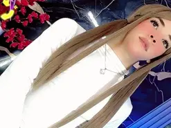 Amateur Live Porn of moon_sweet-