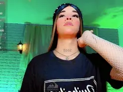Amateur Live Porn of moon_sweet-