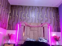 Amateur Private Sex Chat of luna_maisonn