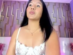 Amateur Nude Webcam of luna_maisonn