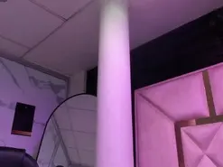 Amateur Live Porn of Vanelin18