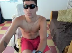 Amateur Live Porn of Mike_Guzman