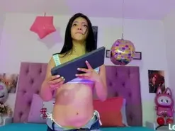 Amateur Nude Webcam of Lux_wish