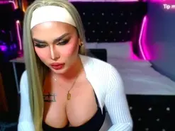 Amateur Live Porn of SassySelfsucker