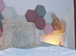 Amateur Adult Webcam of LyraVendrell