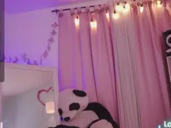 Amateur Live Sex Cam of _nahomy_