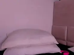 Amateur Live Sex Cam of Abby-