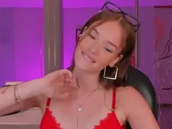 Amateur Adult Webcam of CorinneRusso