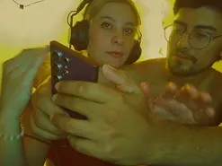 Amateur Nude Webcam of DobleDeseo69