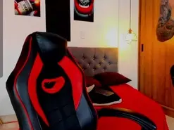 Amateur Private Sex Chat of NicolasJames_Sc