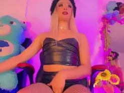 Amateur Adult Webcams of samantha_offici