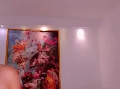 Amateur Free Porn Cam of CelesteMoon1