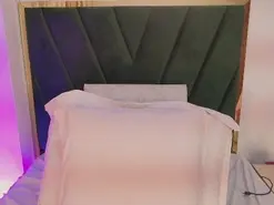 Amateur Live Porn of SofiHudson