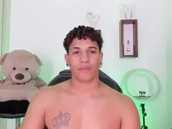 Amateur Nude Webcam of yoximanuelprime