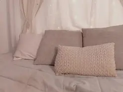 Amateur Sex Cam of missmeegan_