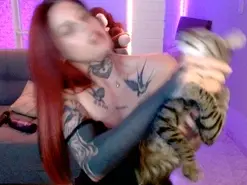 Amateur Free Porn Cam of Maddy_Vicius19