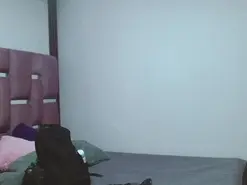 Amateur Sex Chat of MaxyRyan