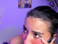 Amateur Live Sex Cam of Emily_bruss