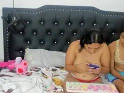 Amateur Nude Webcam of SARAYGABY