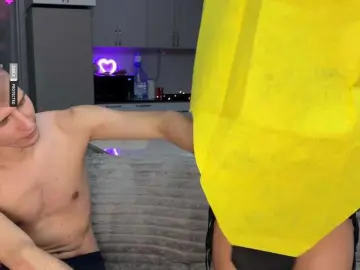 Bongacams Watch Live Sex Cams of XXXDreamTeam