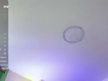 Bongacams Free Porn Cam of DakotaRobbins