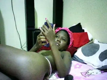 Bongacams Nude Webcam of Sweetebonny
