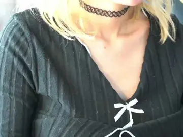 Bongacams Live Sex Cam of lucygirl-