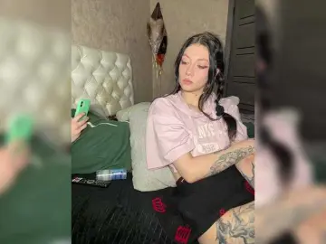 Bongacams Best live sex cam show of LuckyStar