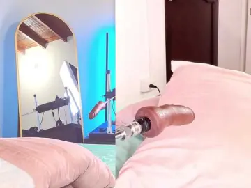 Bongacams Adult Video Chat of Ebony-Skye