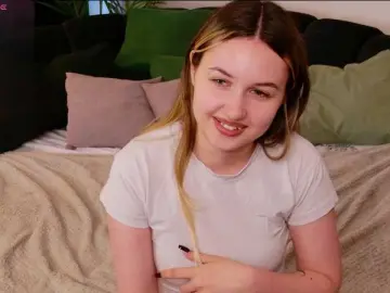 Bongacams Best Webcam of LillyEyess