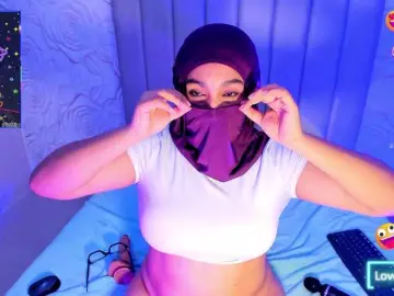 Bongacams Live Sex of LyaDubois