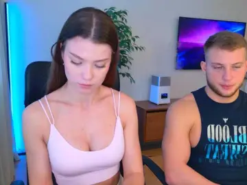 Bongacams Watch Live Sex Cams of jony-jessica