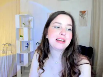 Bongacams Live Sex of HoneyGlow
